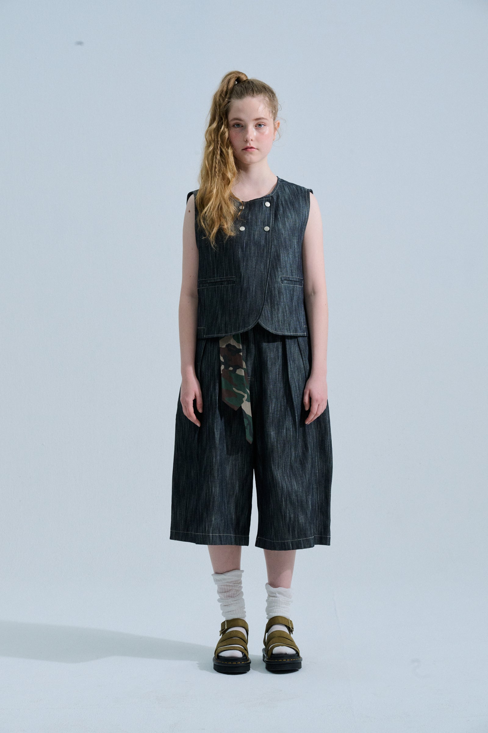 텔미 VEST