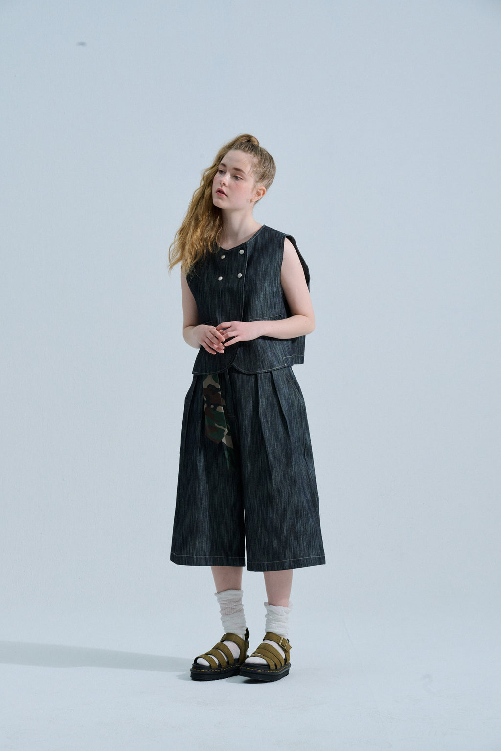텔미 VEST