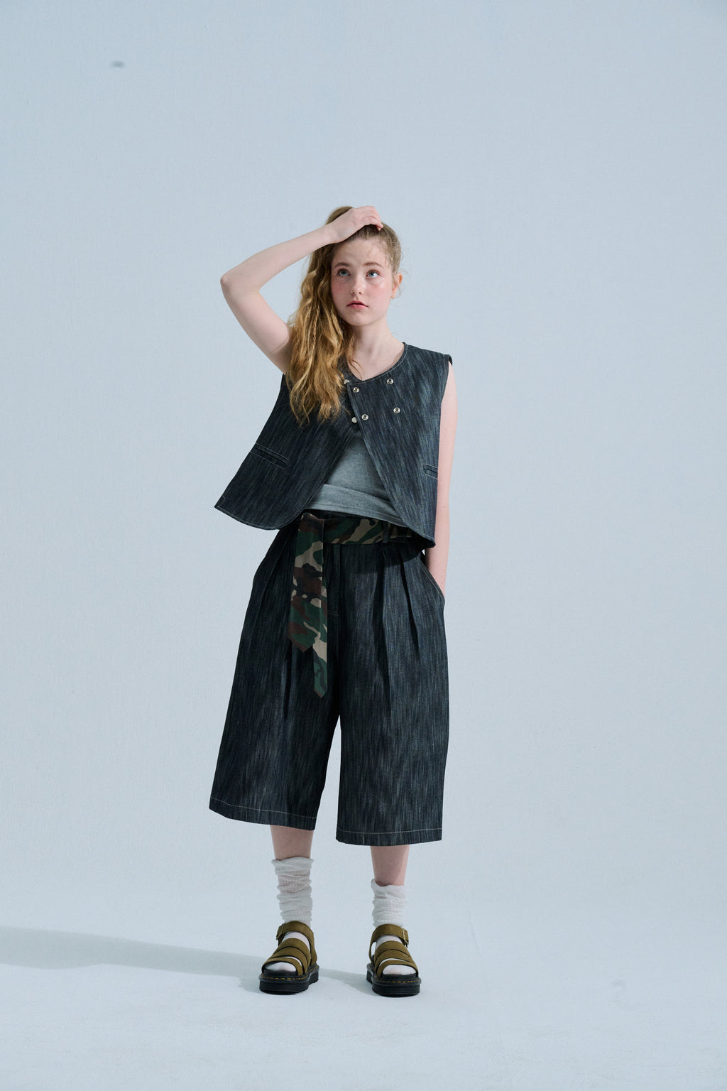 텔미 VEST