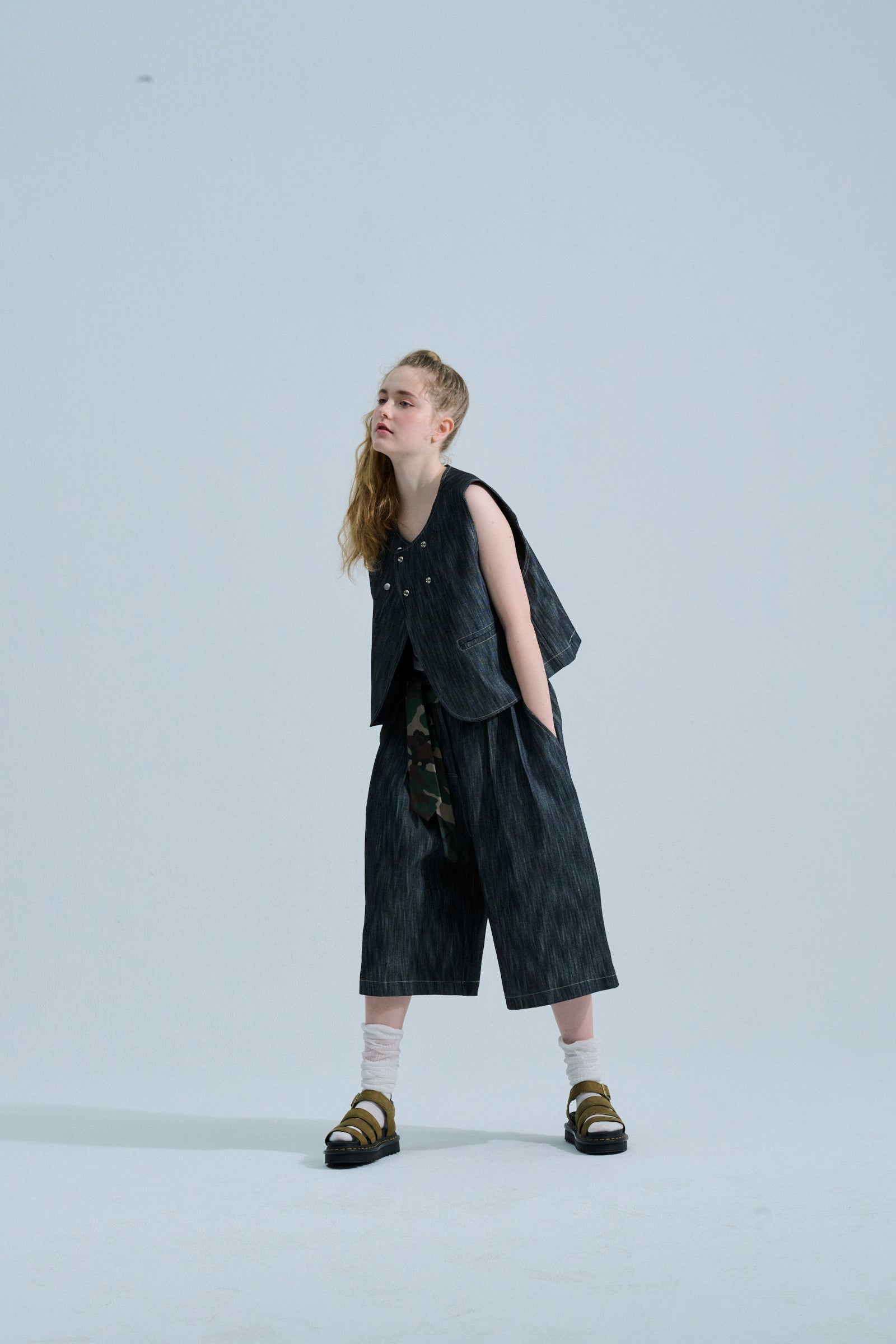 텔미 VEST